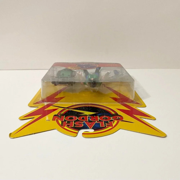 Vintage 1996 Playmates Flash Gordon Dale Arden Action Figure - Picture 7 of 16